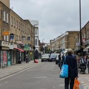 Residents living near Broadway Market continue to raise concerns about drinking in the area as shop turned cafe applies to serve alcohol from 9am to 11pm.